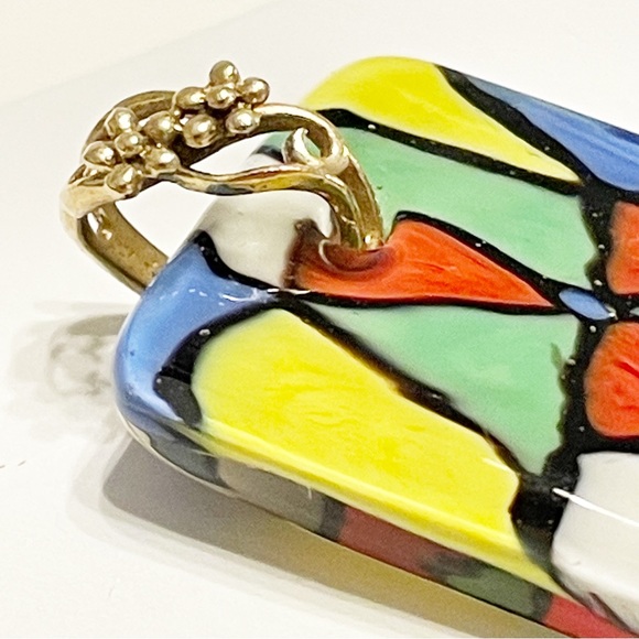 Art glass pendant with 10k gold bail - Picture 2 of 9